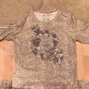 Women’s Nicole Miller shirt